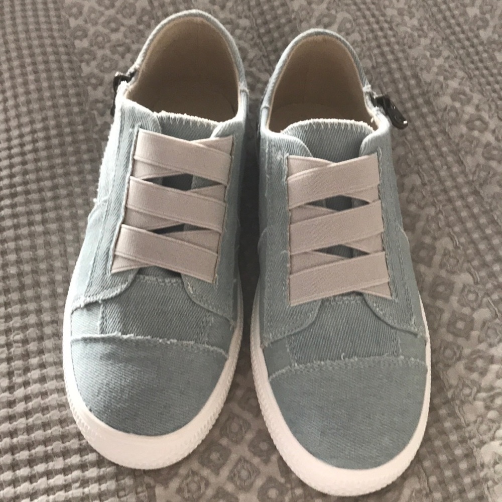 Sneakers- slip on